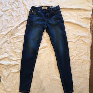 High raise straight Jean